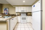 Fully equipped kitchen with everything you need to cook for the family